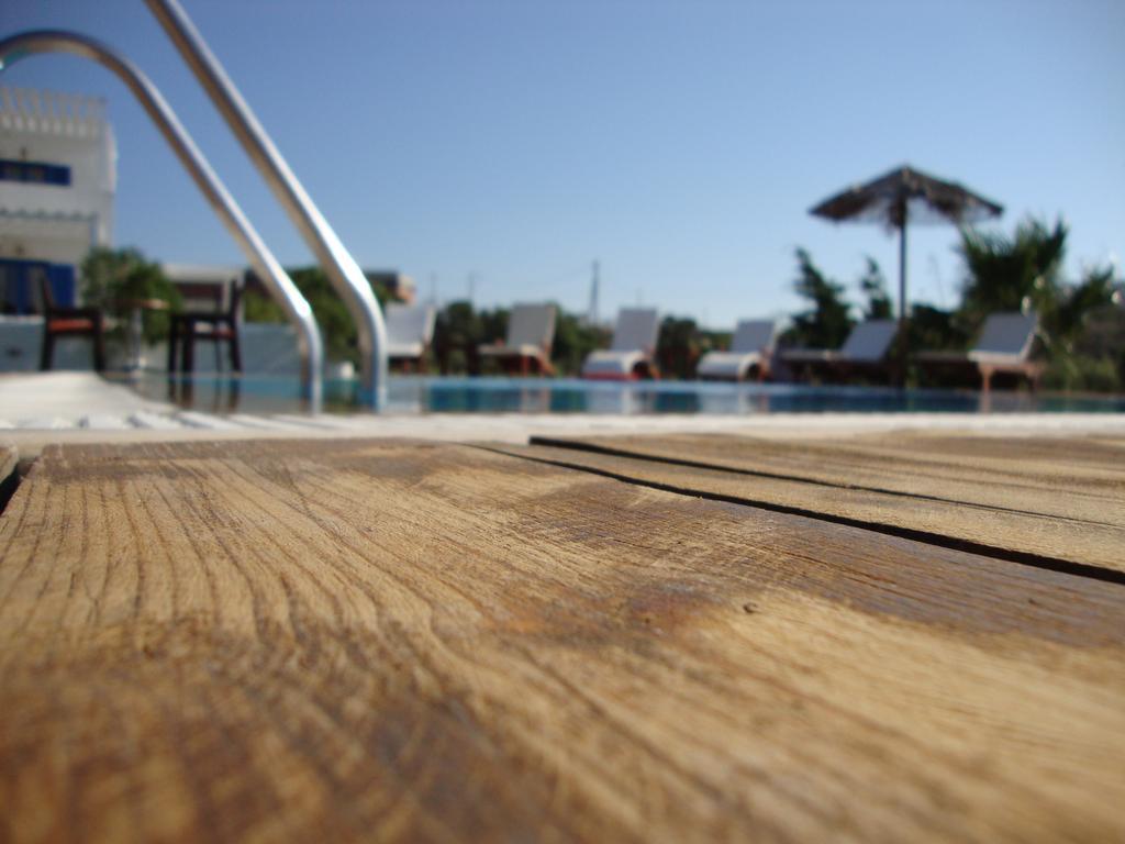 Argo-Milos Adamantas (Milos) Exterior foto